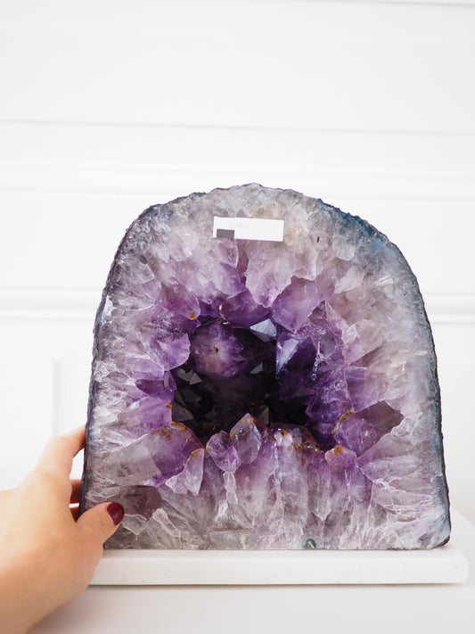 Deep Violette Amethyst Geode mit großen Kristallen ca. 21x22 cm 6.4 Kg . PARADISE COLLECTION - aus Brasilien HIGH QUALITY