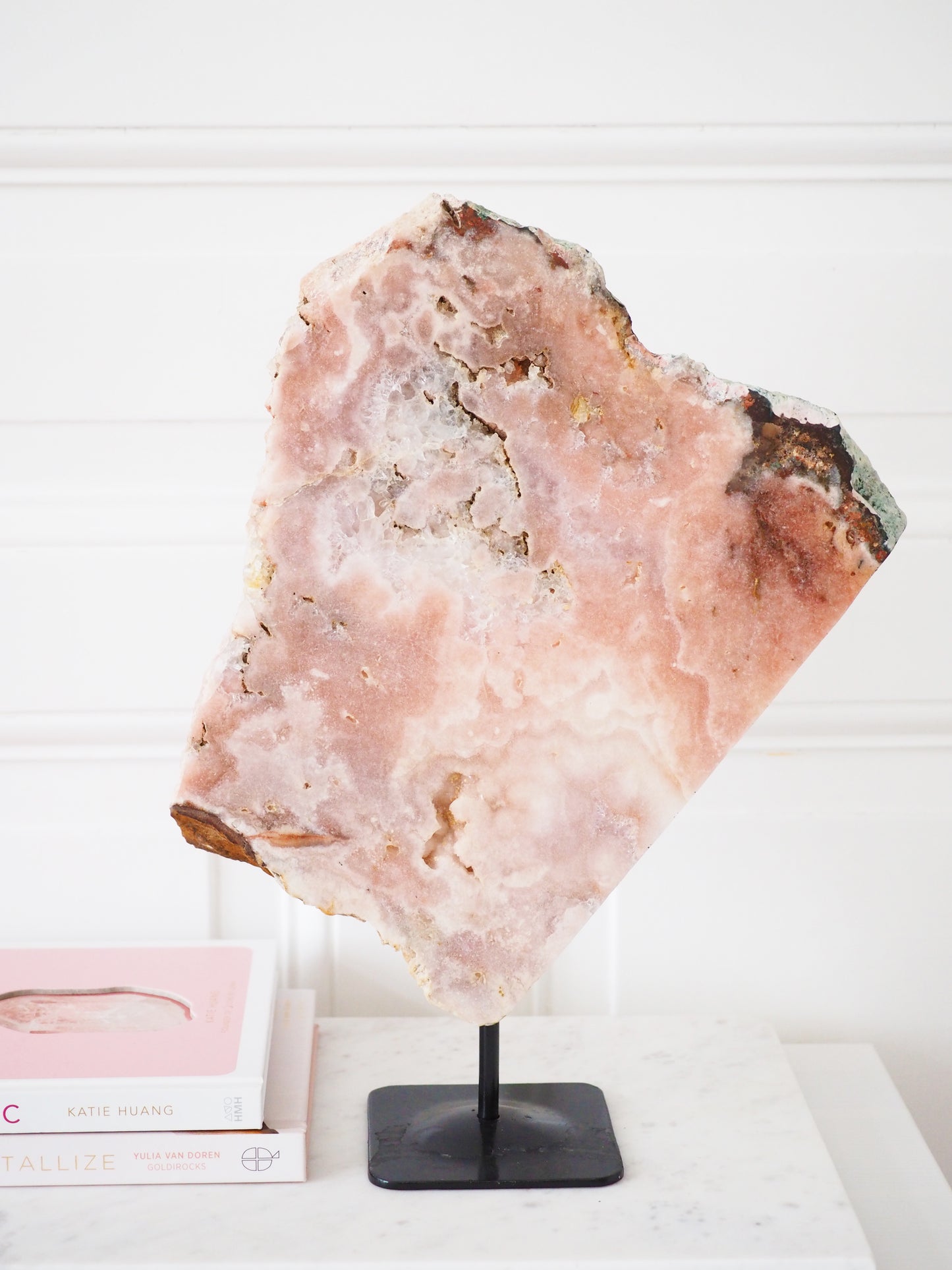 Pink Amethyst auf Halter Ständer ca. 24 x 36cm 2.9Kg . PARADISE COLLECTION  - aus Brasilien Boarder Argentina HIGH QUALITY