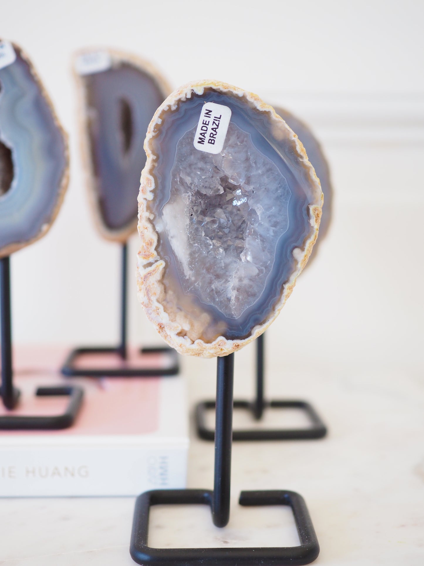 Achat Geode (Graublau) auf Ständer ca 10-14 cm - aus Brasilien Handpoliert