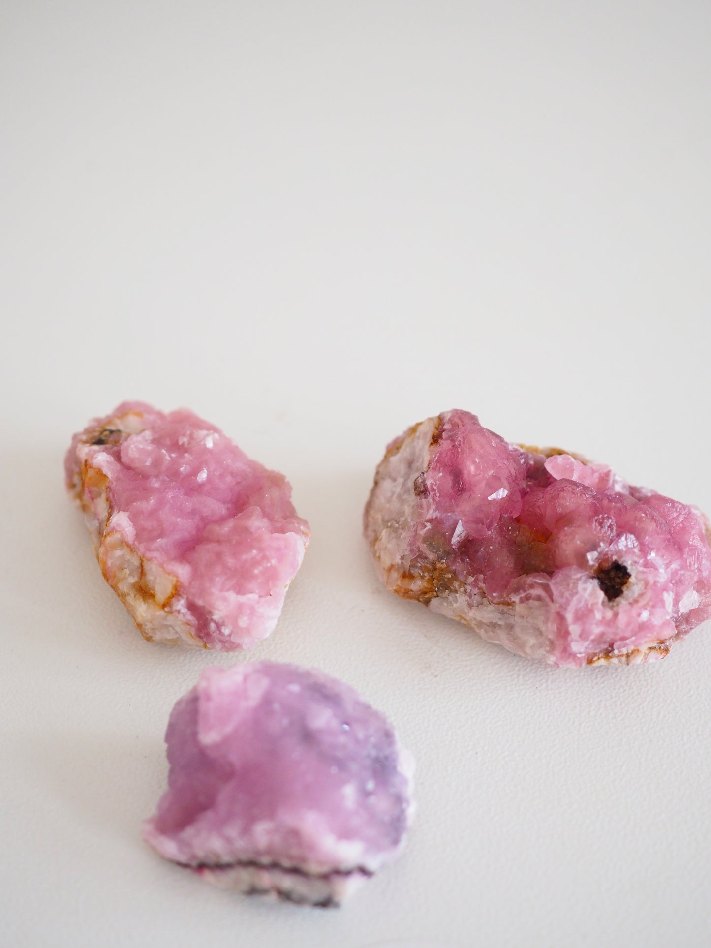Pink Cobalto Calcite Specimen ca. 3-4cm - aus Marokko