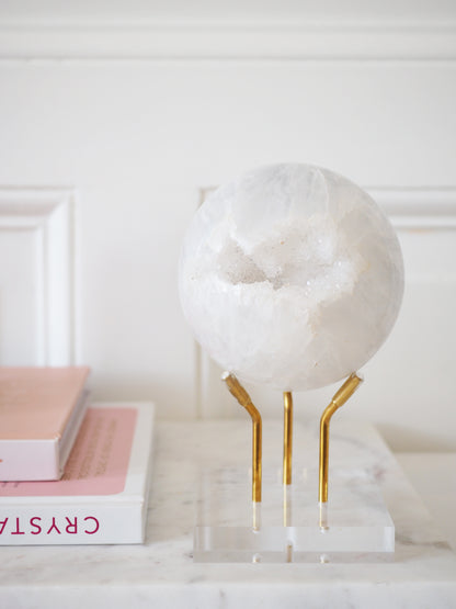 XL DRUZY Weiße Quarz Kugel mit Achat Herz ca. 10cm 1.17kg . PARADISE COLLECTION - aus Brasilien HIGH QUALITY