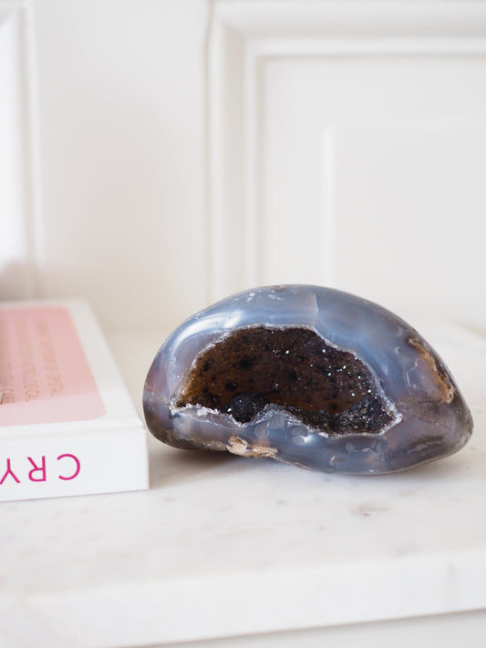 Fast Schwarze Achat Geode . Agate Geode  ca xx cm  - aus Brasilien HIGH QUALITY Handpoliert