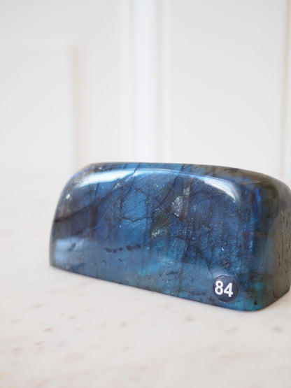 Blaue Labradorit Freiform . Labradorite Freeform Blue Flash [84] ca. 5 cm - aus Madagascar HIGH QUALITY