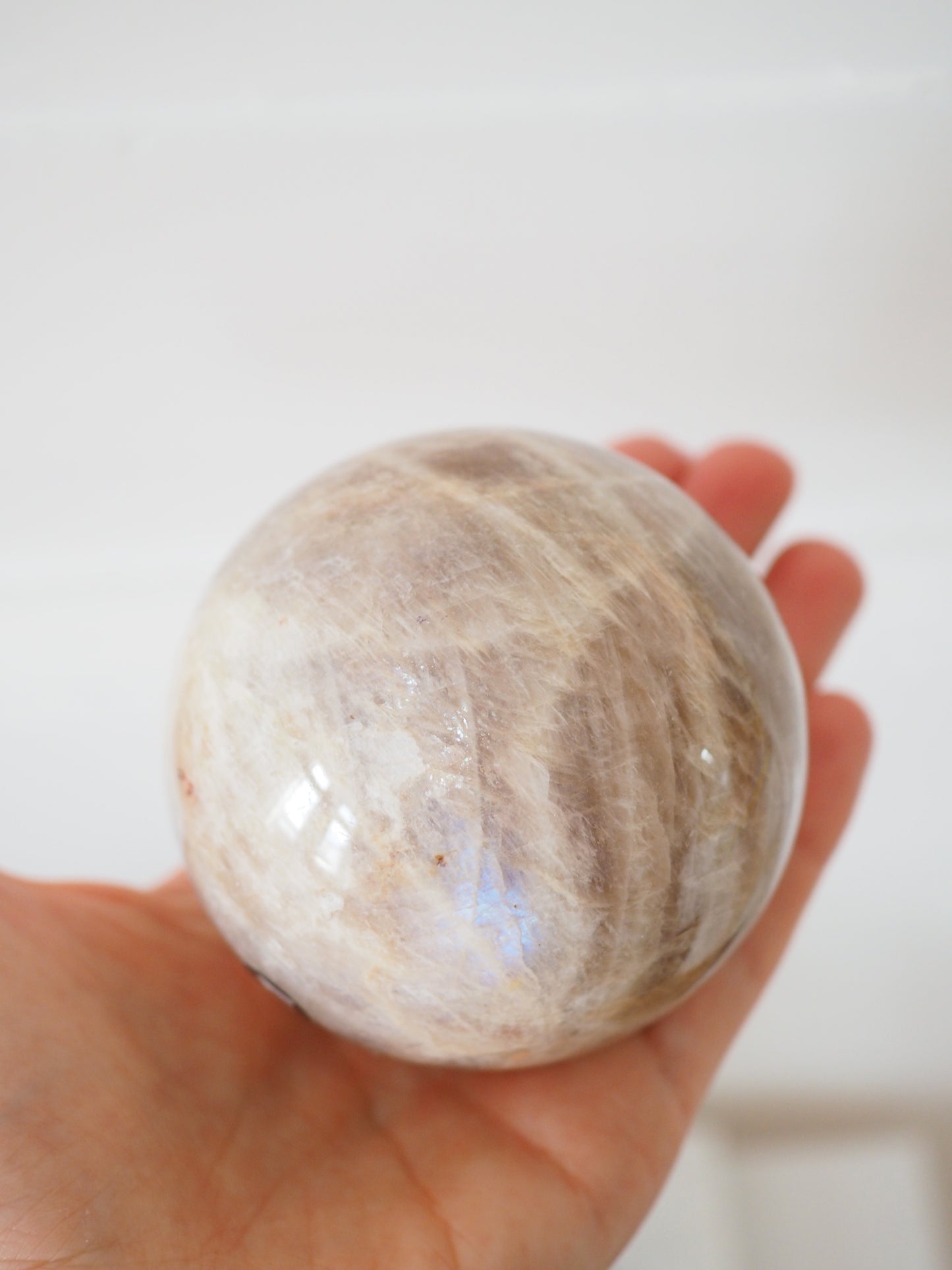 Beige Mondstein Kugel mit Sonnenstein ca. 7 cm [31] - aus Russland