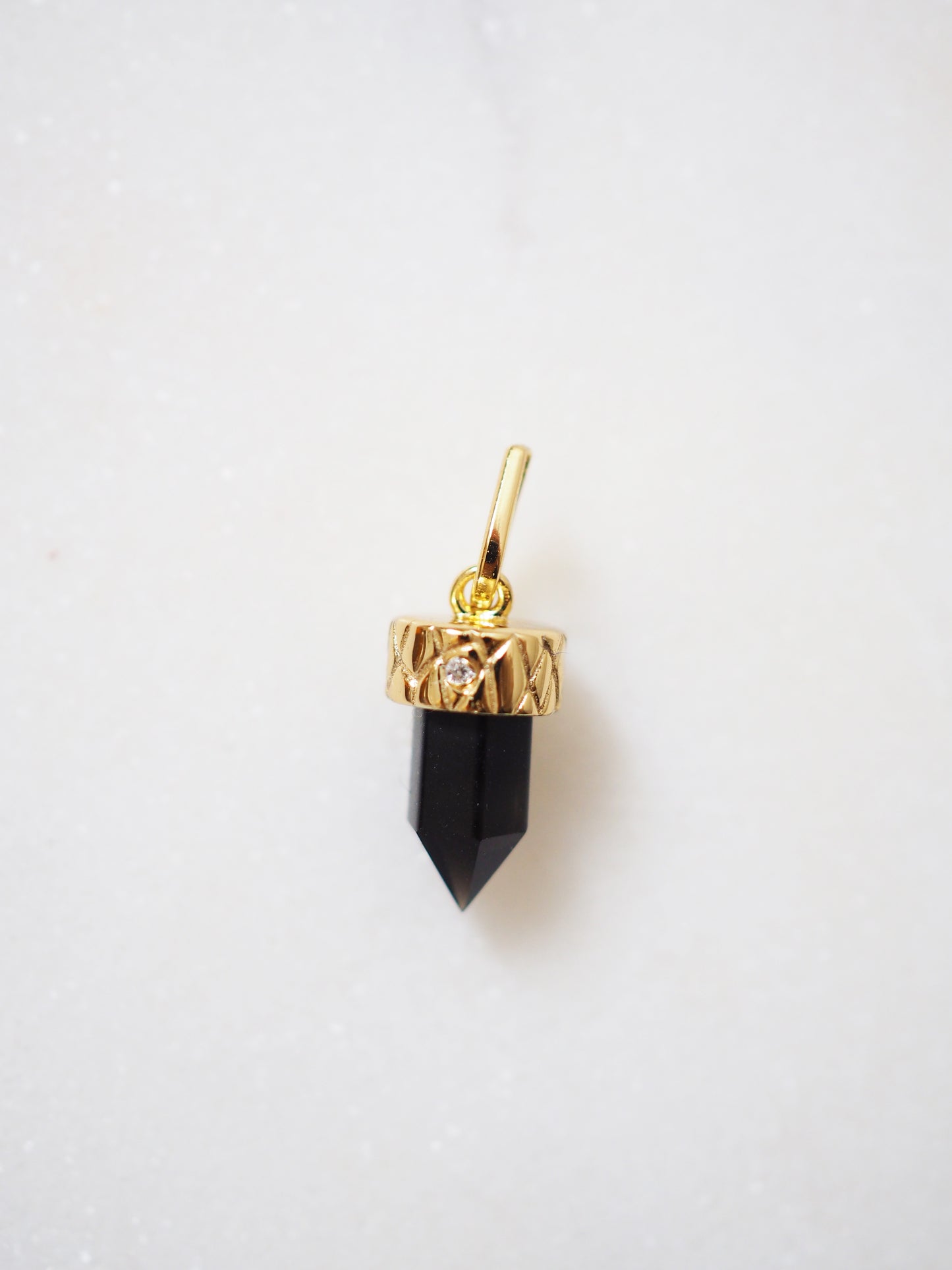 Schwarzer Obsidian mit CZ Anhänger MAGIC CRYSTALS COLLECTION . 925 Sterlingsilber vergoldet MIT Kette 45cm
