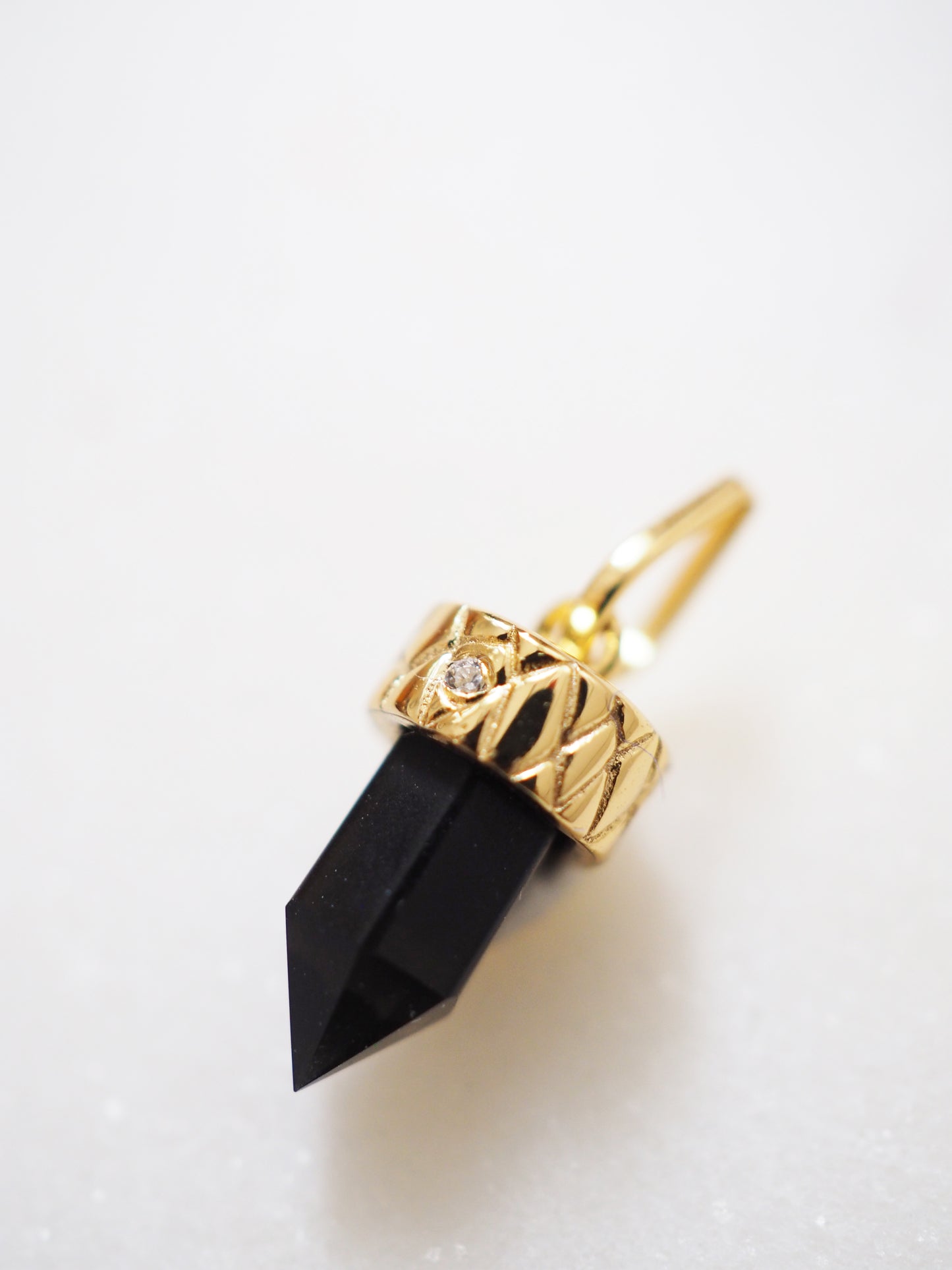 Schwarzer Obsidian mit CZ Anhänger MAGIC CRYSTALS COLLECTION . 925 Sterlingsilber vergoldet MIT Kette 45cm
