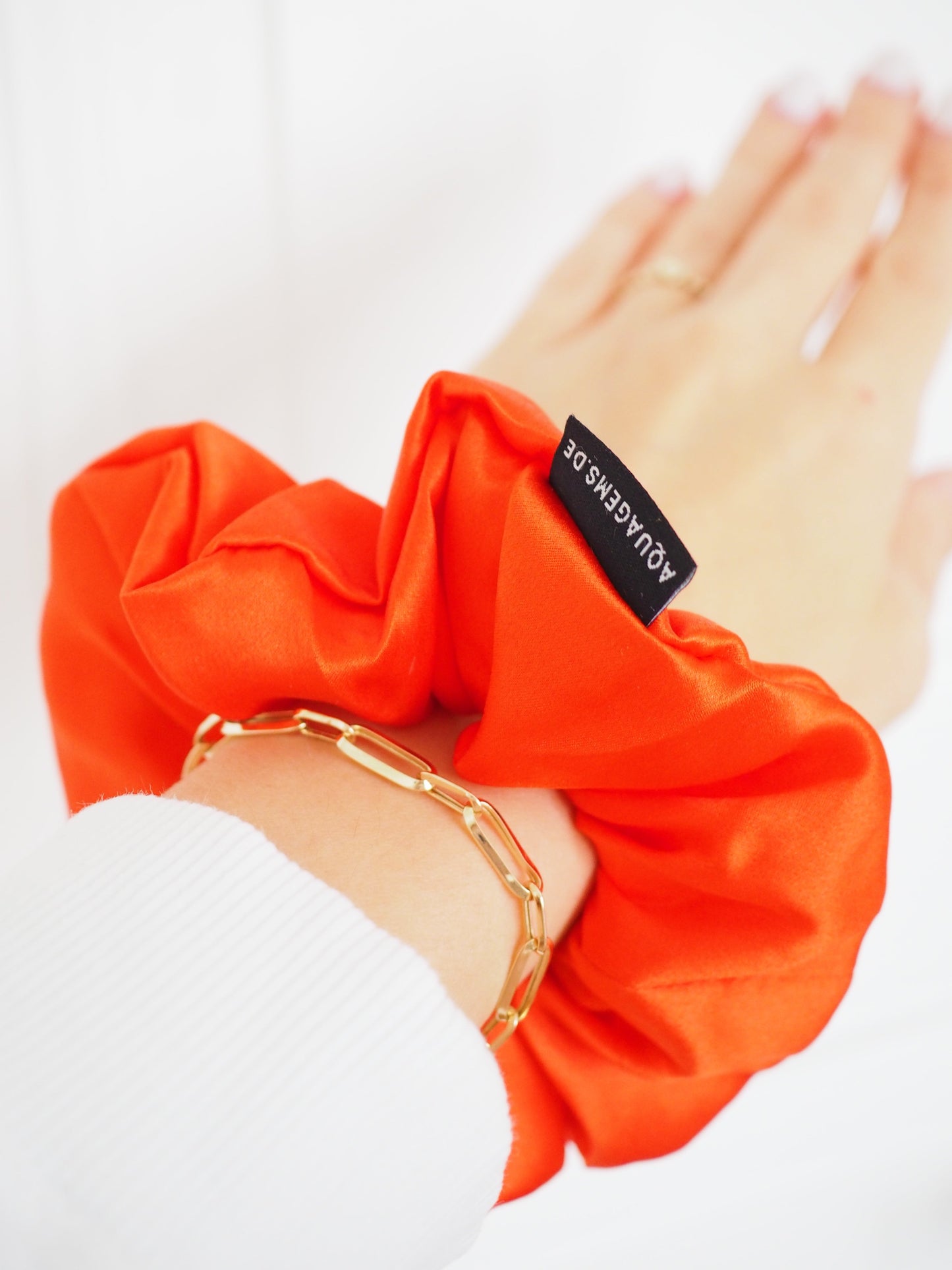 CRYSTAL SCRUNCHIE 100% Maulbeerseiden Haargummi mit Kristall Tasche & Schwarzem Turmalin - AUTUMN ORANGE