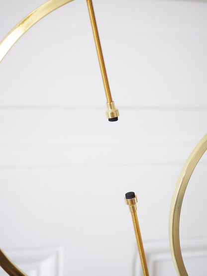 GLOBUS Hochwertiger Metall Kugel Ständer . Halter . Sphere Stand GOLD