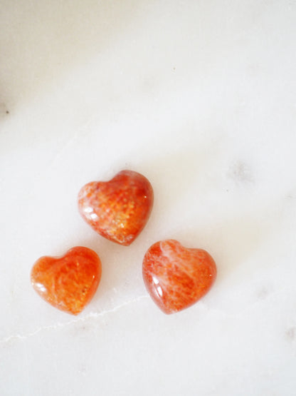 Sonnenstein Mini Herz ca 1.4 cm Carving - aus Indien HIGH QUALITY