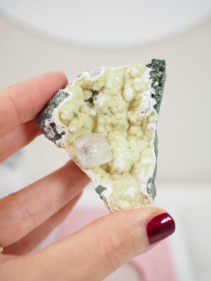 Calcit mit indischen Mineralien mix - aus Indien