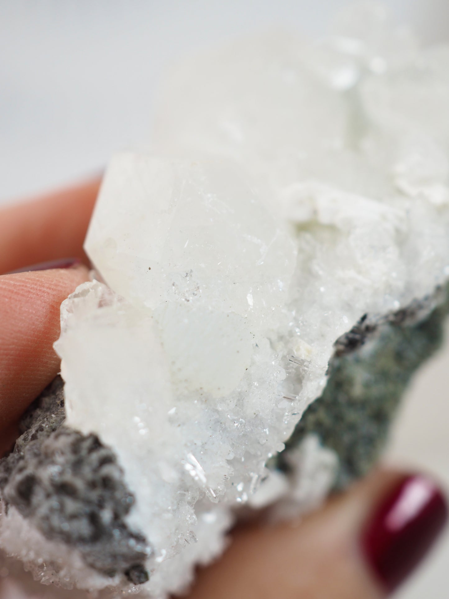 Apophylit & Indischer Mineralien Mix - aus Indien