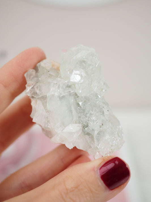 Apophylit mit Stilbit und Chalcedon - aus Indien