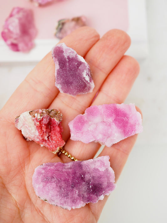 Pink Cobalto Calcite Specimen ca. xx cm - aus Marokko