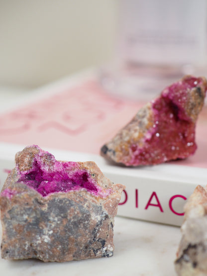Pink Cobalto Calcite Specimen ca. xx cm - aus Kongo