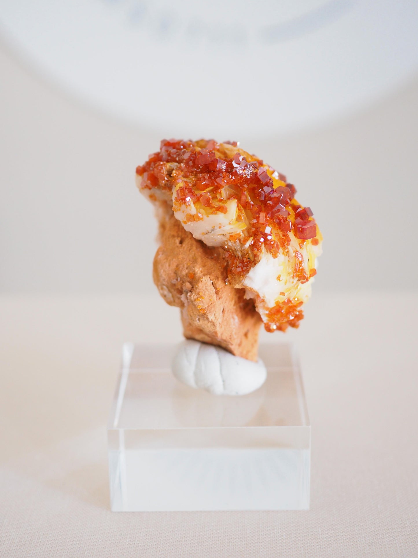 Vanadinit X Baryt Specimen - aus Mibladen Bergbau Bezirk . Midelt. Marokko HIGH QUALITY