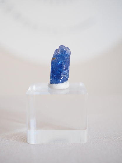 Tansanit Kristall mit Pleochroismus . Farbverändernd [5] 19.990 ct - aus Merelani Hills . Arusha Region . Tanzania HIGH QUALITY RARE