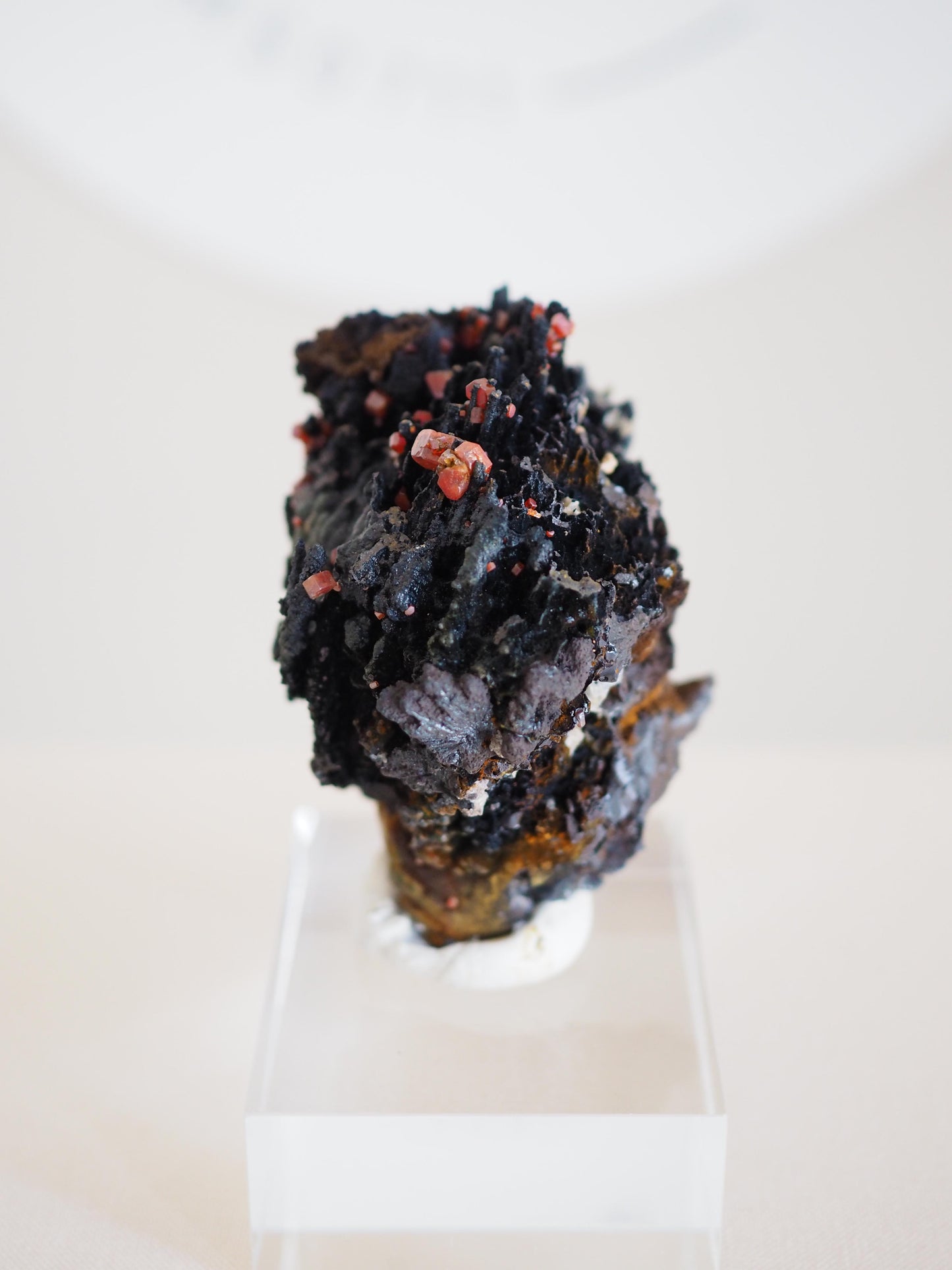 Vanadinit X Psilomelane X Goethite- aus Mibladen Bergbau Bezirk . Midelt. Marokko