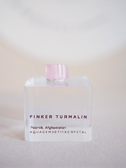 Pinker Turmalin  - aus Paprok Afghanistan