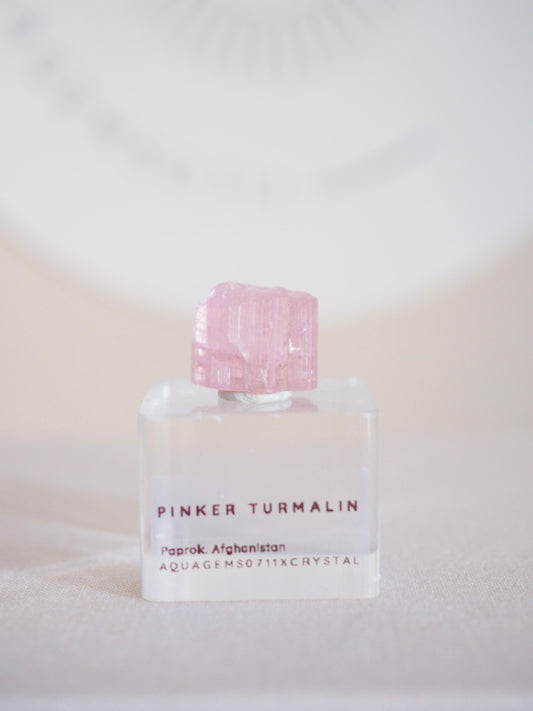 Pinker Turmalin  - aus Paprok Afghanistan