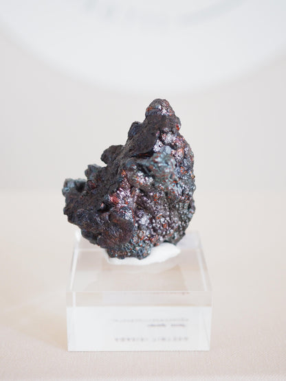 Bunt Irisierender Goethit .  Iridescent Goetite Specimen [ 4 ] ca. 4.5 cm - aus Tharsis . Spanien