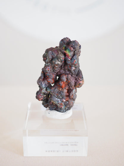 Bunt Irisierender Goethit .Iridescent Goetite Specimen [ 6 ] ca. 5.5 cm - aus Tharsis . Spanien