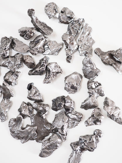10 Mini Stücke von Sternschnuppe . Eisenmeteorit unter 0.5 cm Campo del Cielo . Argentinien UNHAPPY