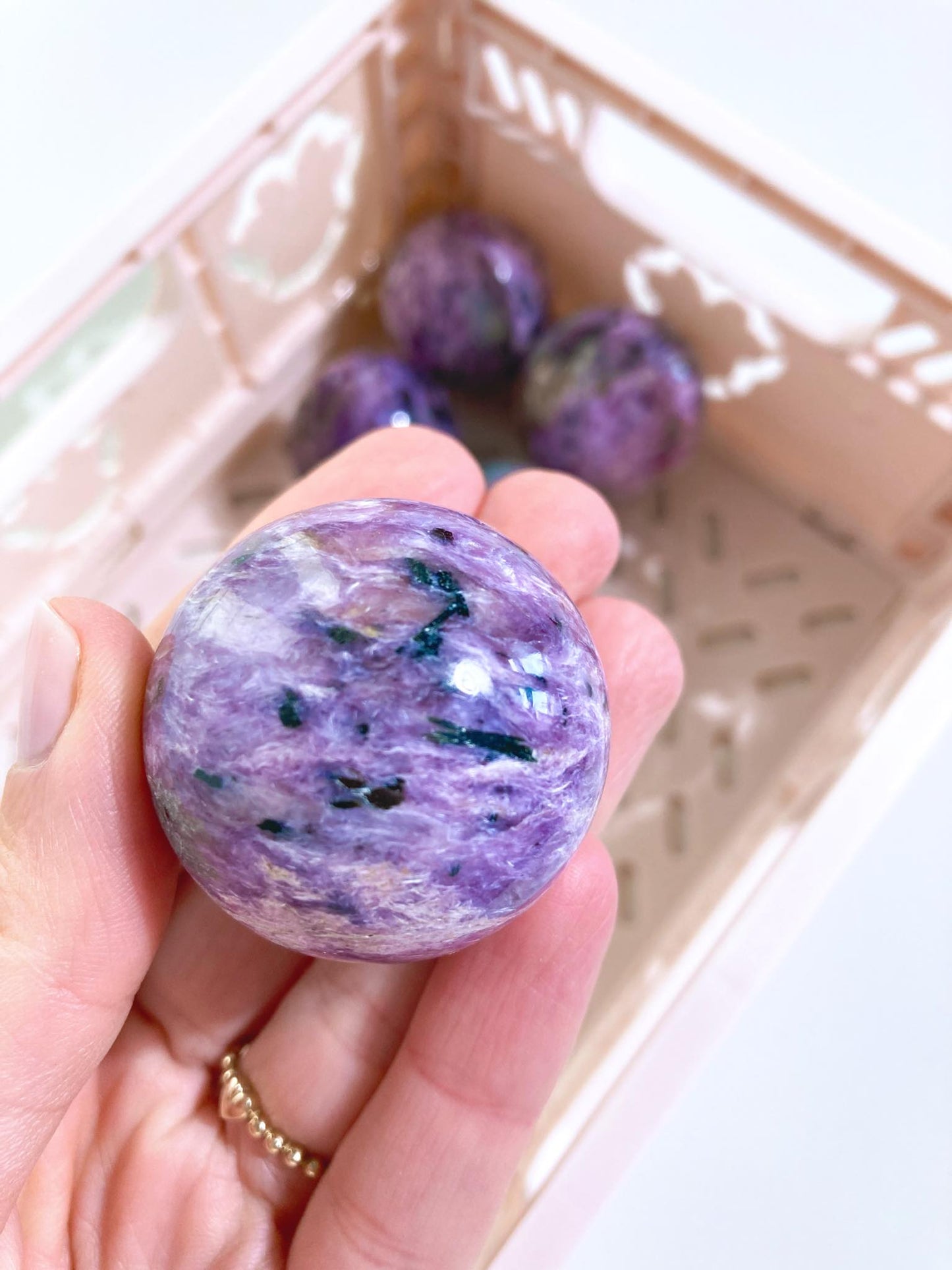 Charoit Kugel . Charoite Sphere ca. 3-3.5cm - aus Russland RARE