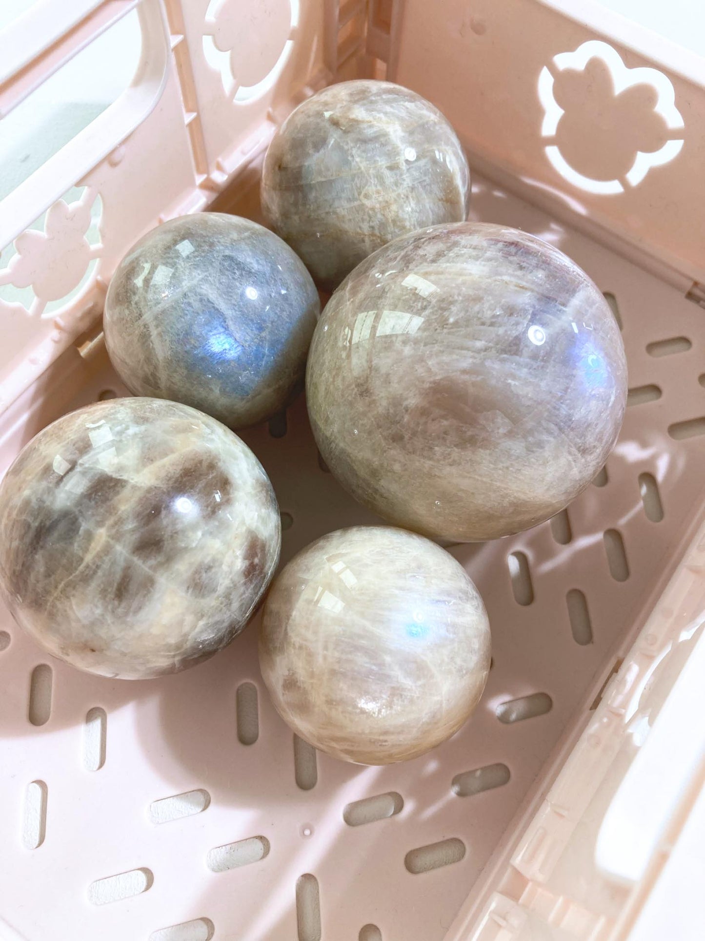 Beige Moonstone Sphere / Mondstein Kugel 4- 5 cm High Quality
