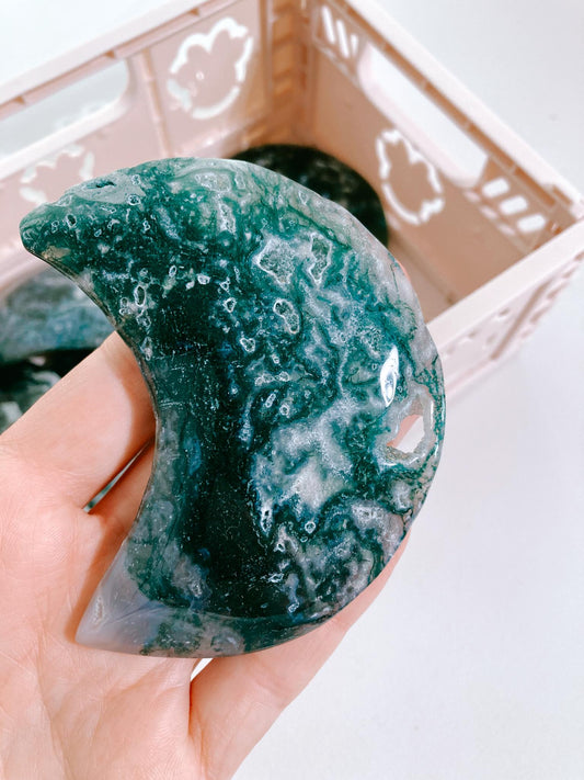 Moos Achat Mond / Moss Agate Moon 8-9 cm  -aus China / Indien