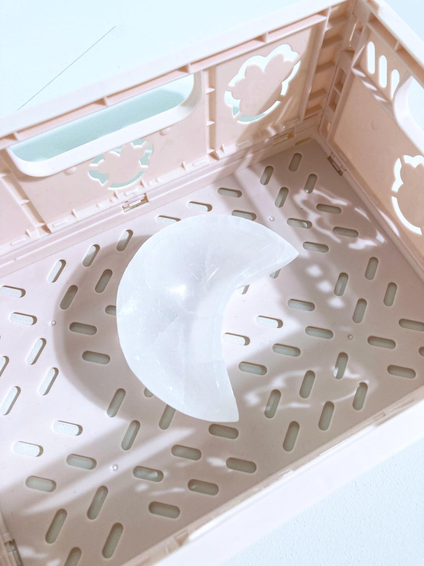 Selenit Mond Schale MINI / Selenite Moon Bowl ca. 8 cm aus Marokko -Handcarved