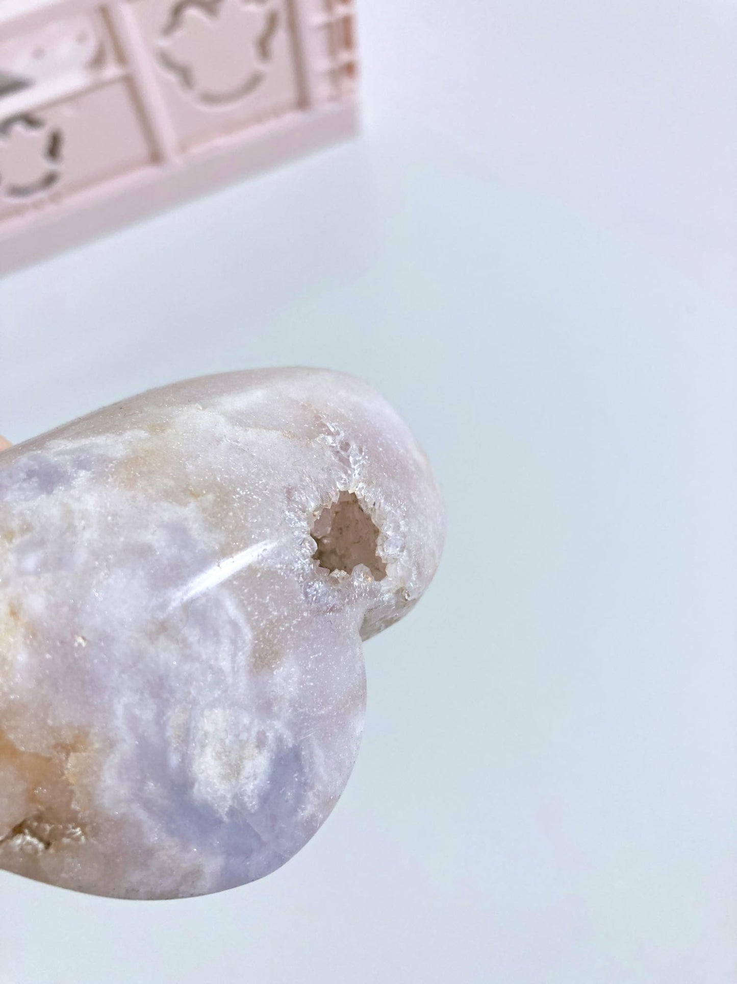 Pink Amethyst Wolken aus Patagonien -Handcarved