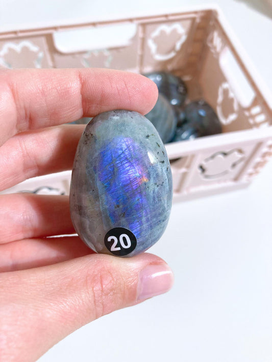 Blau blue /  Purple Lila Violett Palmstone 4.5 cm  (20) - Aus Madagascar
