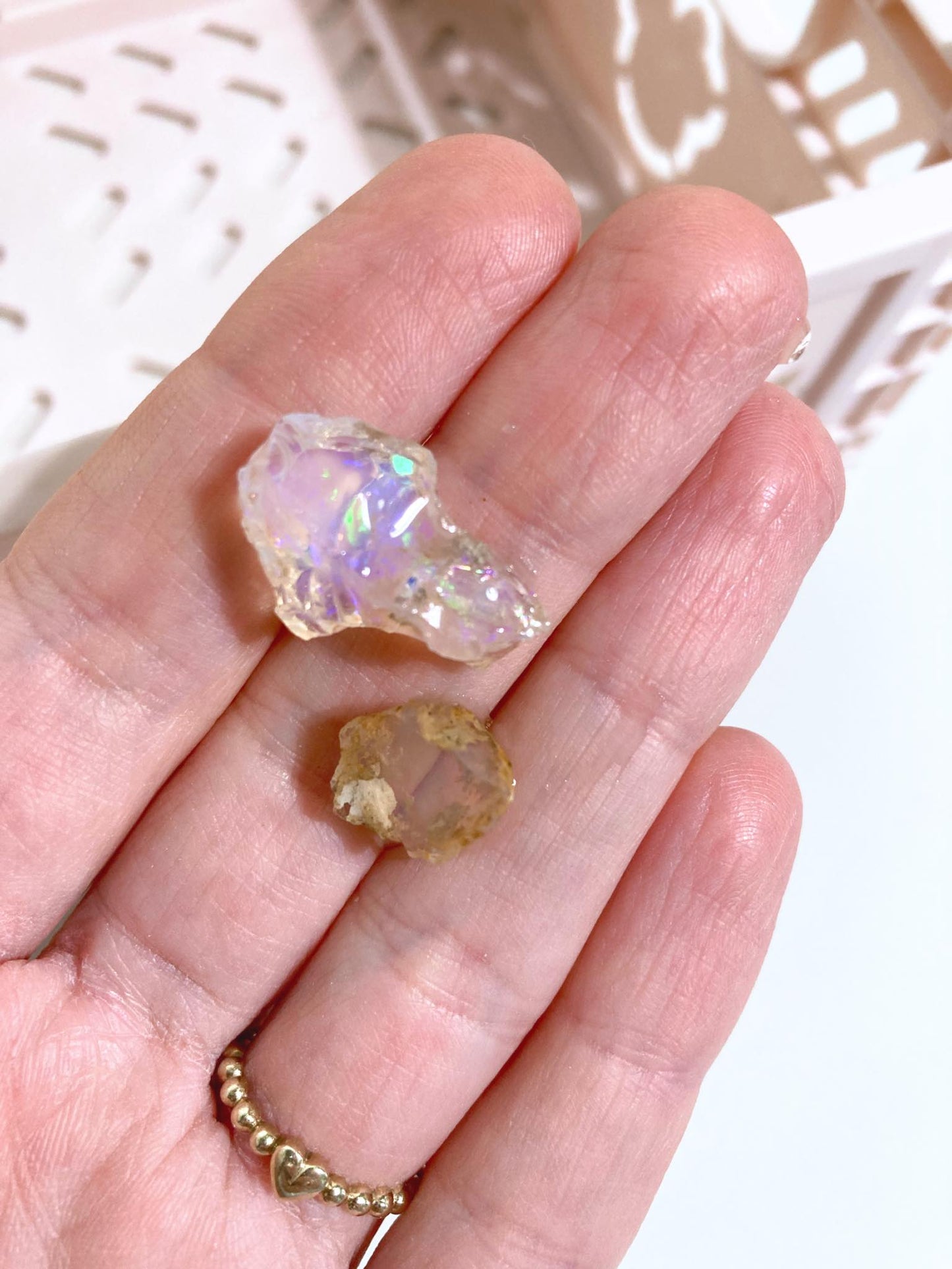 Welo Opal in Muttergestein 0.5 -1.8g - aus Äthiopien High Quality