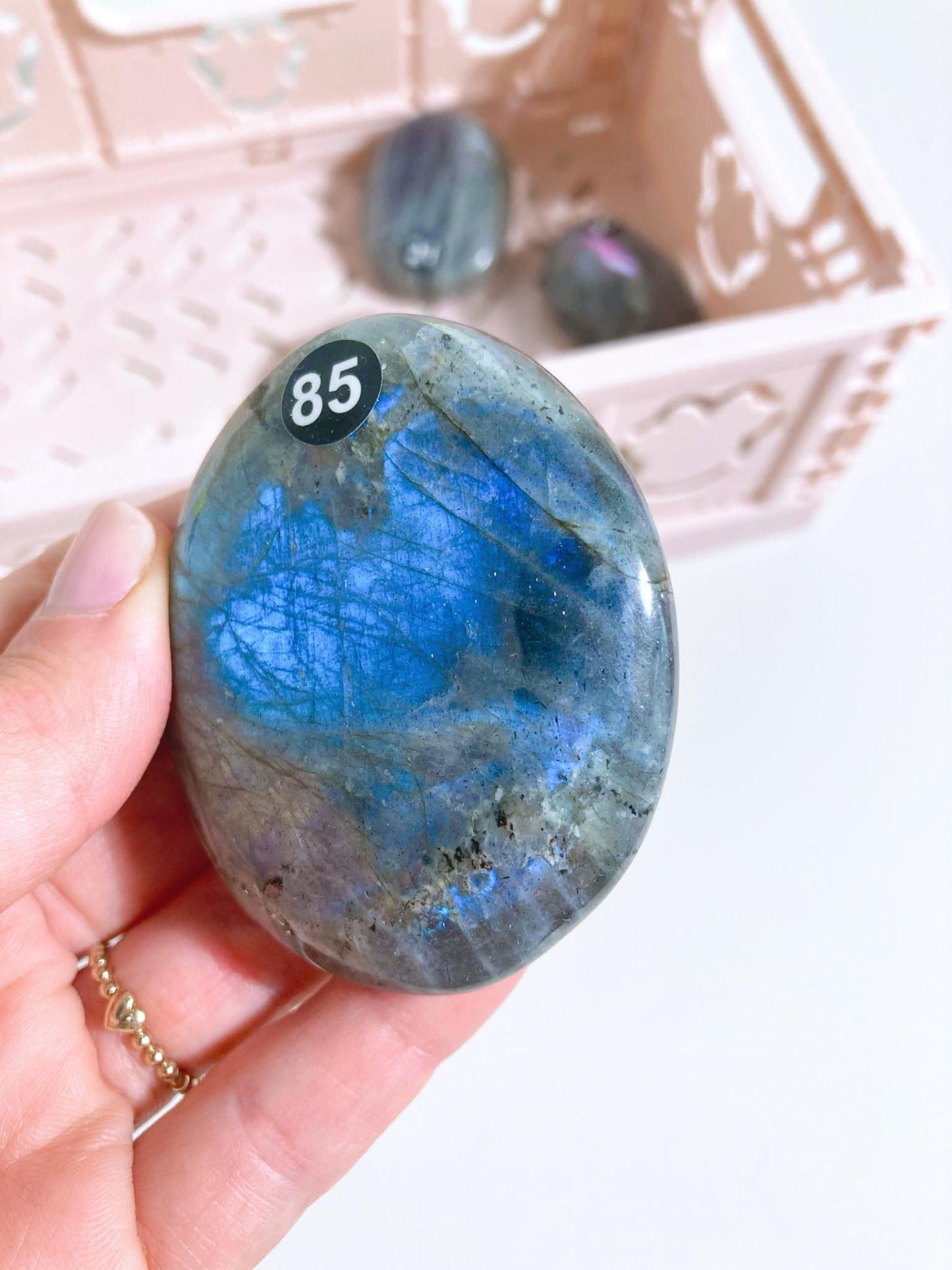Silber Flashy Lila Labradorit Palmstone 6 cm  (85) - Aus Madagascar