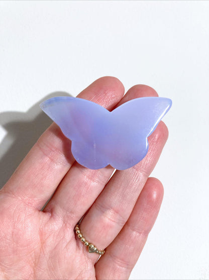 3D Blauer Chalcedon Schmetterling . Blue Chalcedony Butterfly ca 5cm - aus Türkei Handcarved High Quality