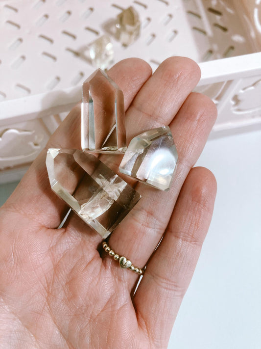 Natürlicher Citrin Mini Spitze - Natural Citrine mini Point - aus Brasilien Handcarved High Quality