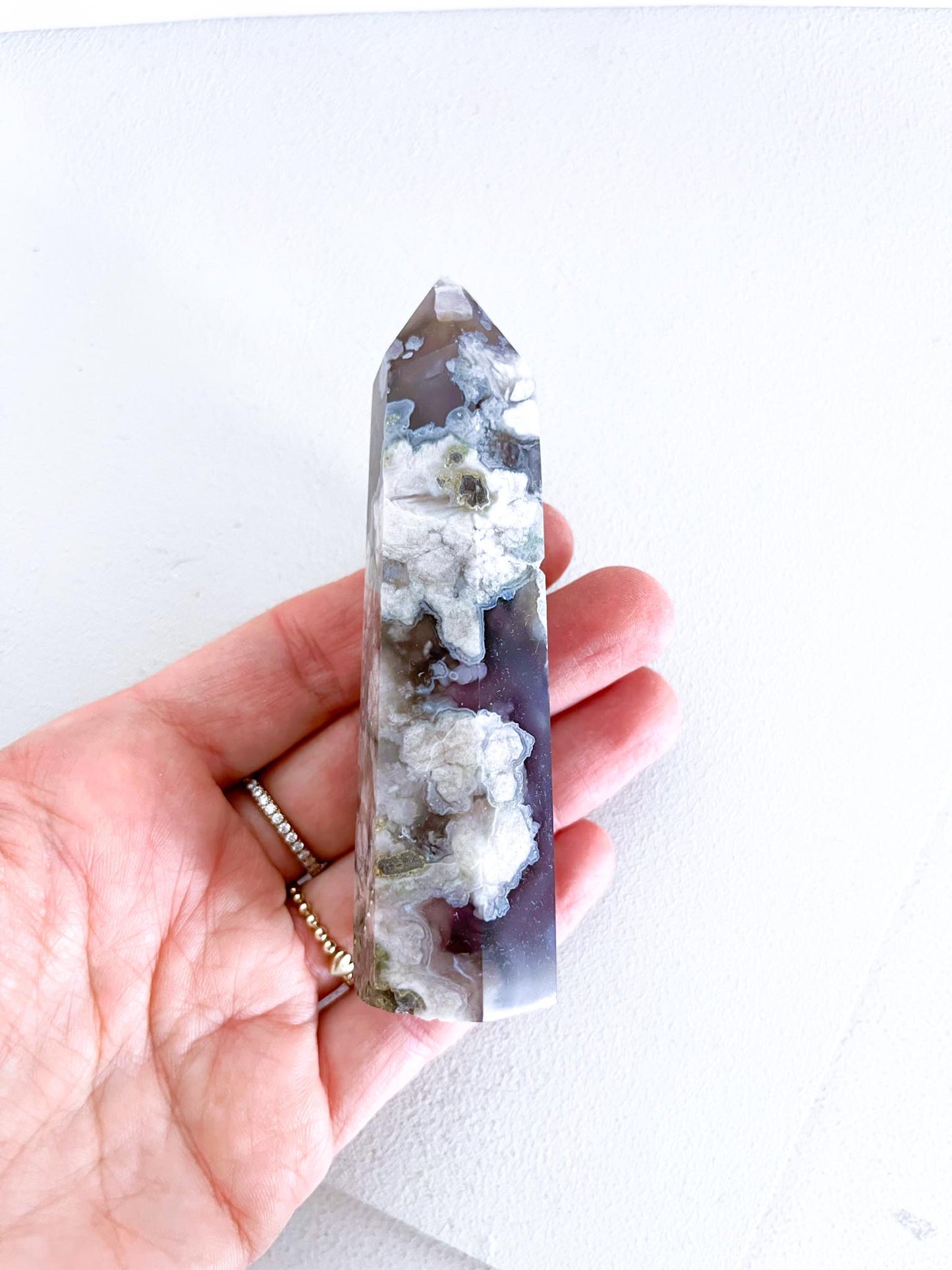 Schwarze Blumen Achat Spitze . Black Floweragate Point ca. 9-10cm - aus Madagascar RARE