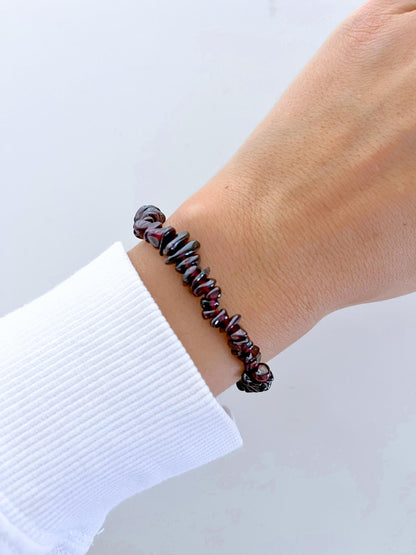 Granat Chips Armband . Garnet Chips Bracelet - High Quality