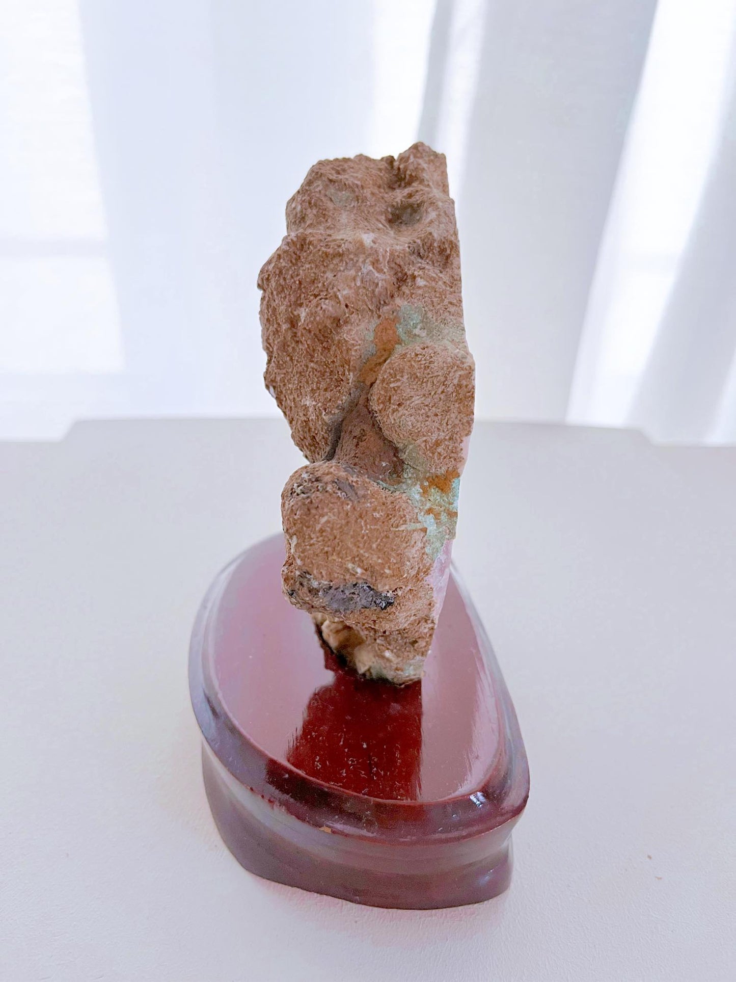 Pink Amethyst auf Holz Ständer . Pink Amethyst on Wooden Stand ca. 14.5cm  [95] - aus Patagonien