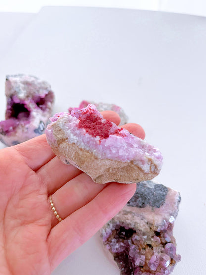 Hot and Jucy Pink Cobalto Calcite Specimen [83]- aus Marokko High Quality
