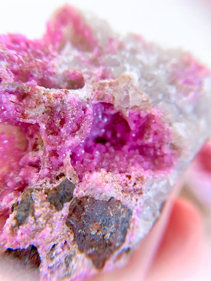 Hot and Jucy Pink Cobalto Calcite Specimen [82]- aus Marokko High Quality