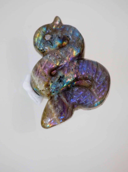 Lila Gold Labradorit Schlange Gravur . Purple Golden Labradorite Snake Carving S ca. 4 - 4.5 cm  - aus Madagascar . China