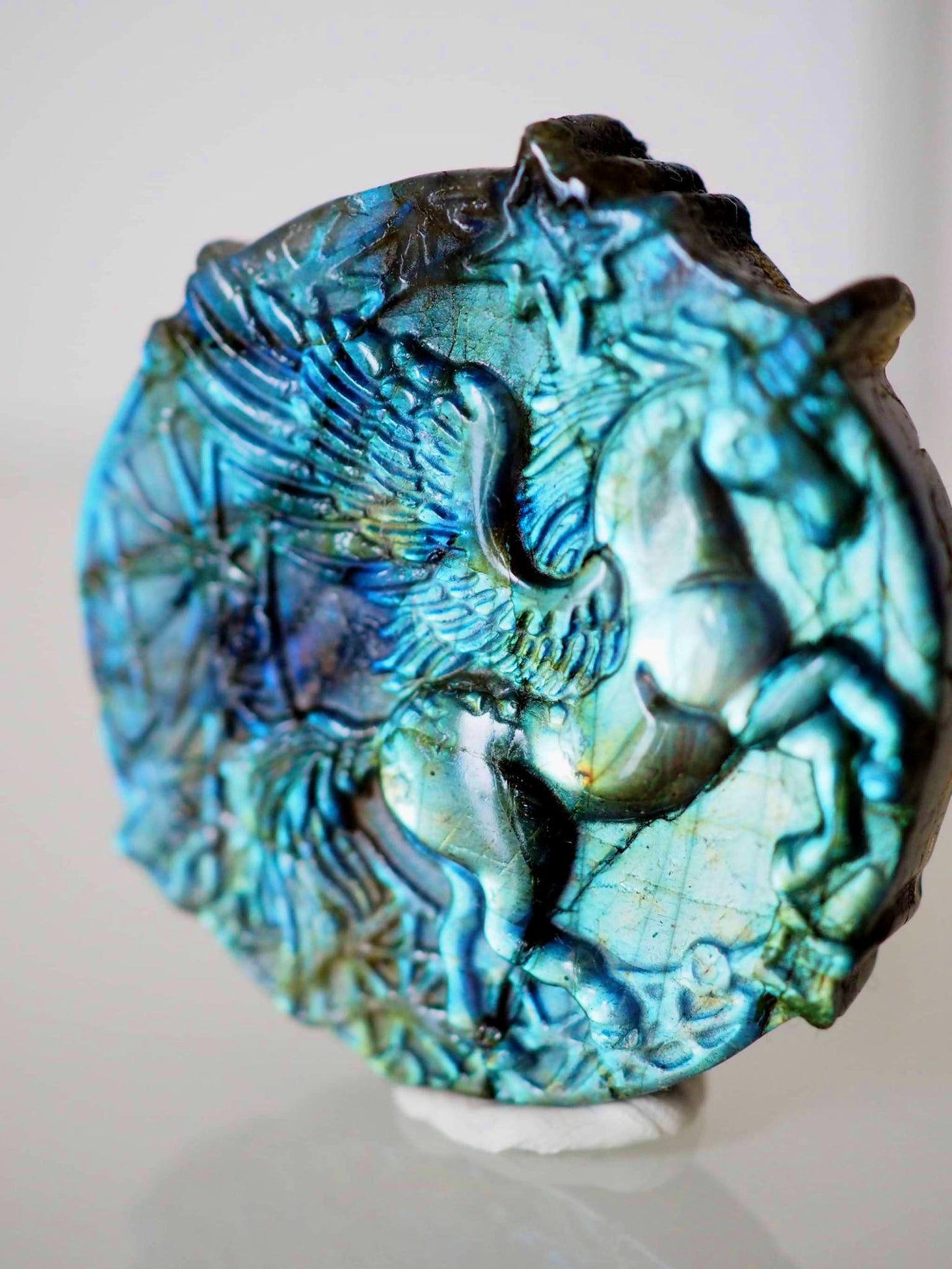 Blauer Labradorit Einhorn Gravur . Blue Labradorite Unicorn Carving ca. 4.5cm  - aus Madagascar . China