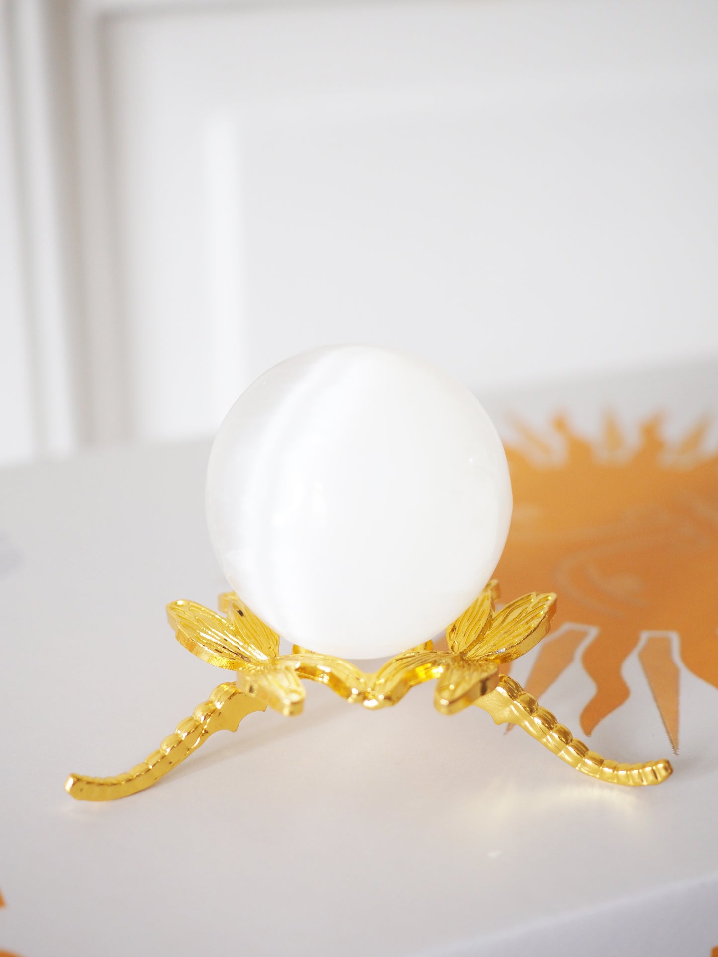 LIBELLE MEDIUM Hochwertiger Metall Kugel Ständer, Halter . Sphere Stand GOLD