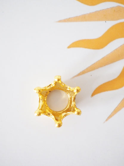 KRONE Hochwertiger Metall Mini Sphere Stand . Kugel Ständer . Halter in GOLD