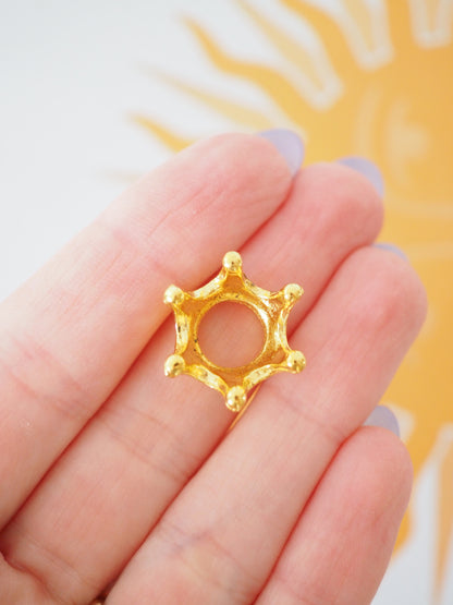 KRONE Hochwertiger Metall Mini Sphere Stand . Kugel Ständer . Halter in GOLD