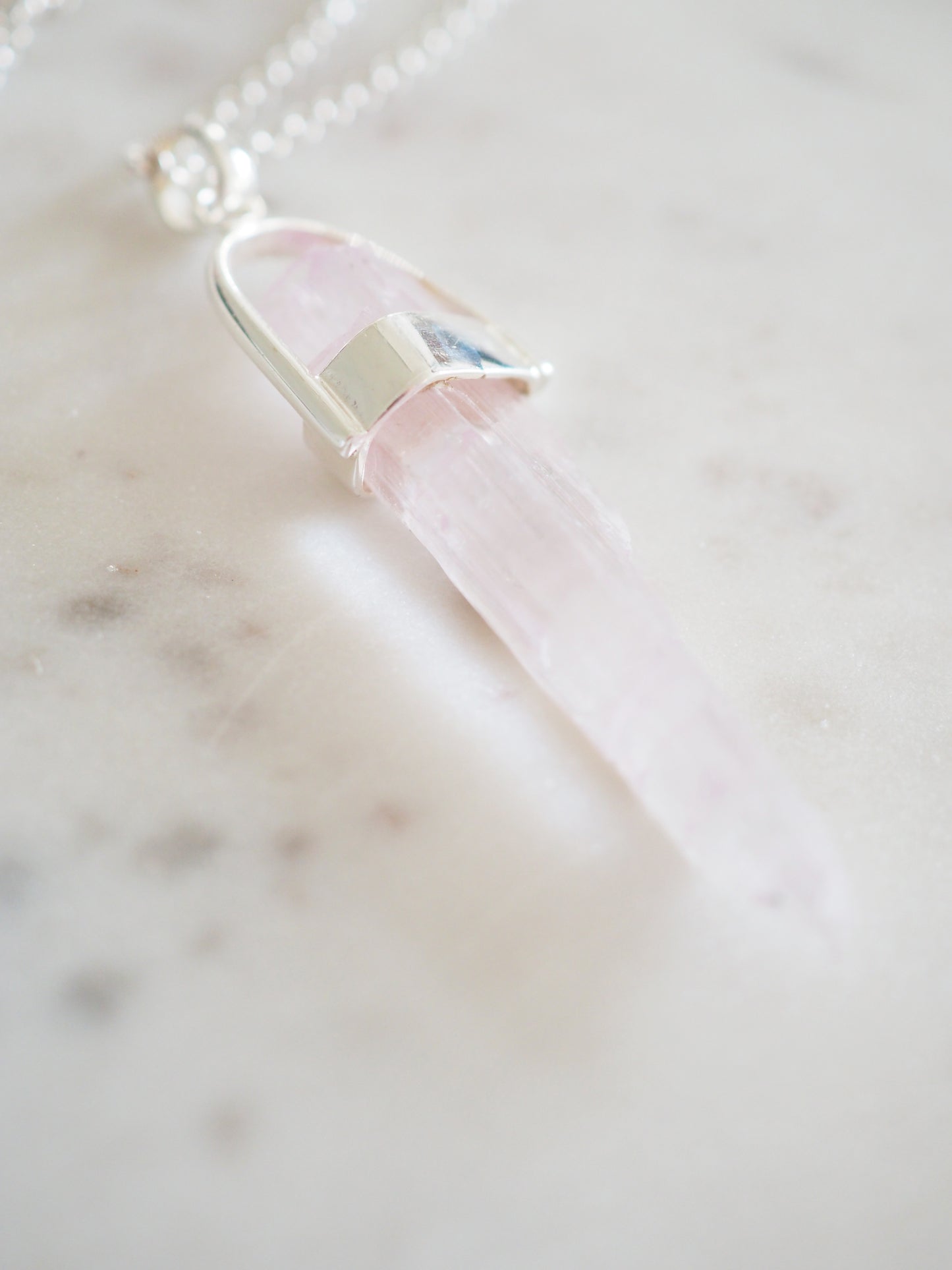 Light Lila Kunzit Rohkristall Kette 5.5 cm 925 Sterlingsilber
