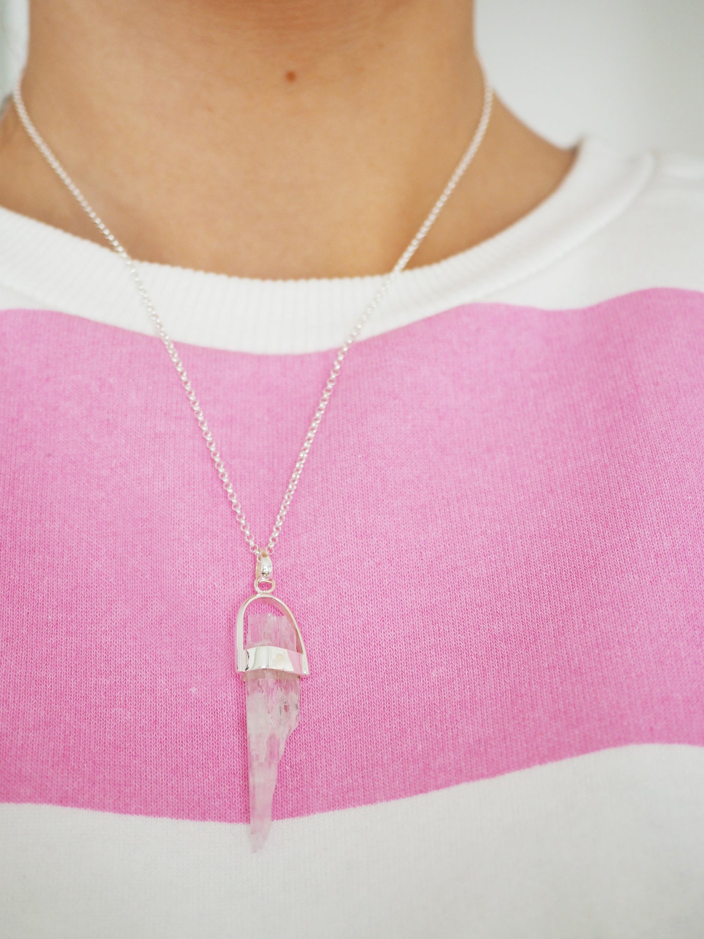 Light Lila Kunzit Rohkristall Kette 5.5 cm 925 Sterlingsilber