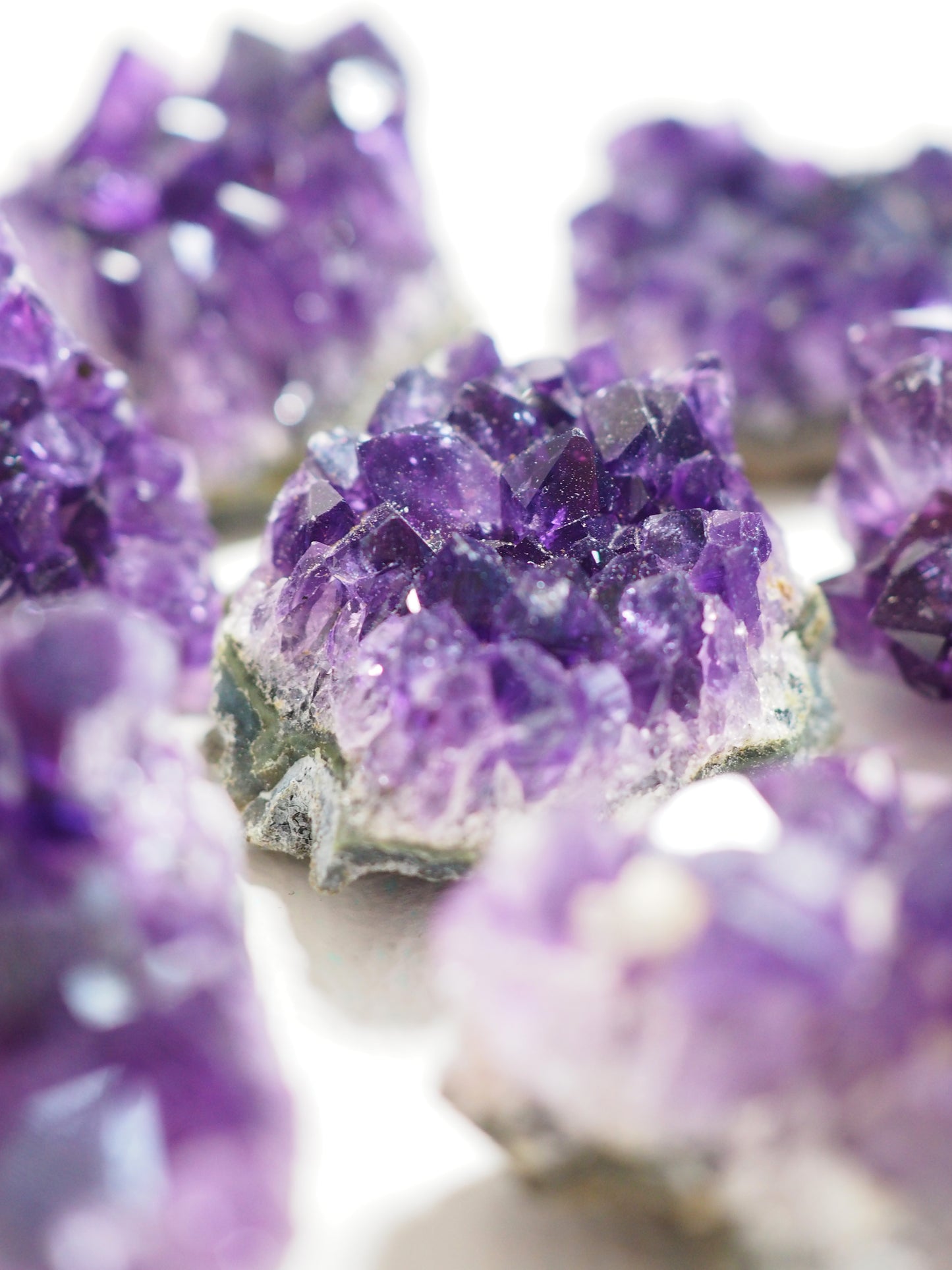 Kleine Dunkel Violettes Amethyst Cluster ca. 4-7 cm - aus Uruguay HIGH QUALITY