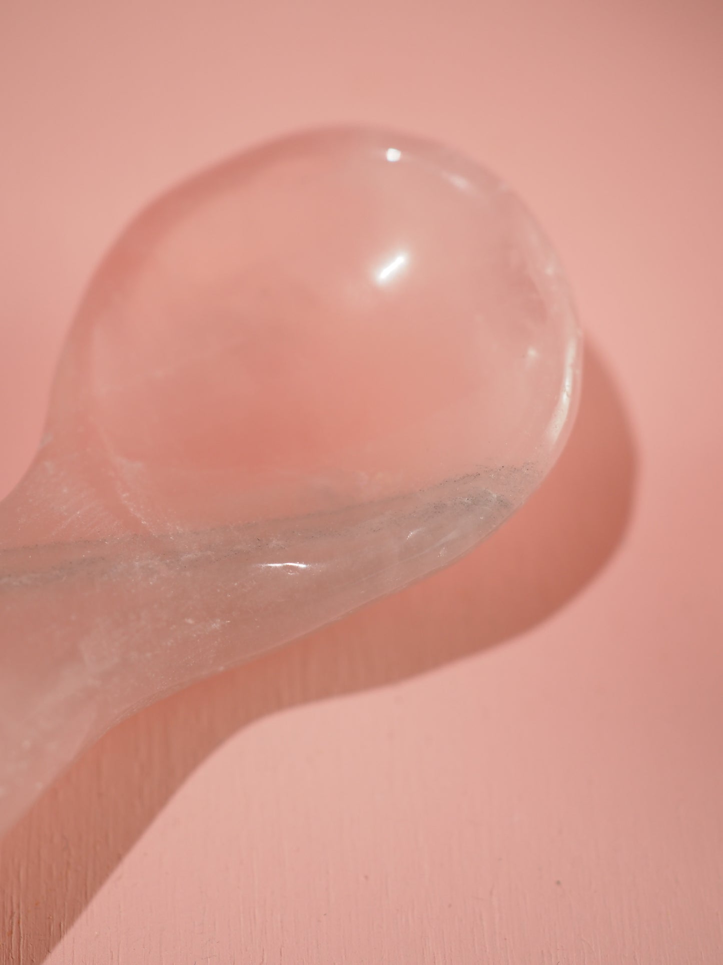 Rosenquarz Löffel / Rosequartz Spoon  xx cm-  Handcarved - aus Madagascar